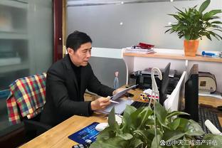 曼恩：三巨头为我们制造了更多接球投三分的机会